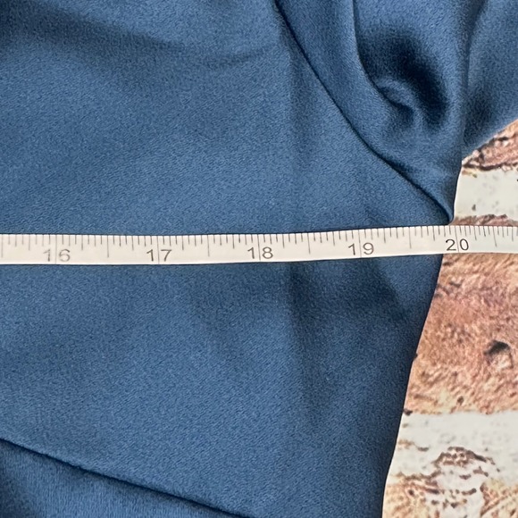 Aidan Mattox Teal Blue Satin V-Neck High-Low Midi Dress Bishop Sleeve Size 14 - Picture 12 of 16